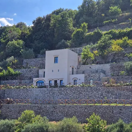 The Little Tower Of Minuta Apartment
